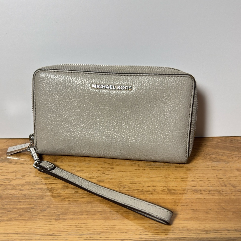 Michael Kors Light Gray Zip Wristlet Wallet